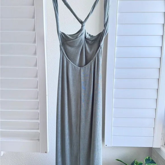 Stitch Fix: Lost + Wander Gray Sleeveless Top - Picture 9 of 11